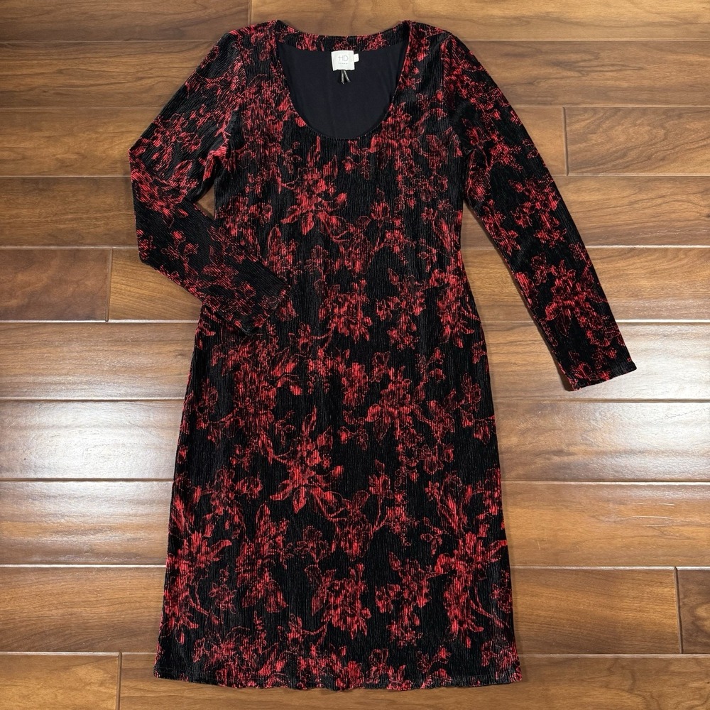 Anthropologie HD‎ Paris Size Large Black Red Floral Dierdre Crinkle Velvet Dress